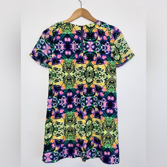 Neon Vibes T-shirt Dress - Picture 4 of 8